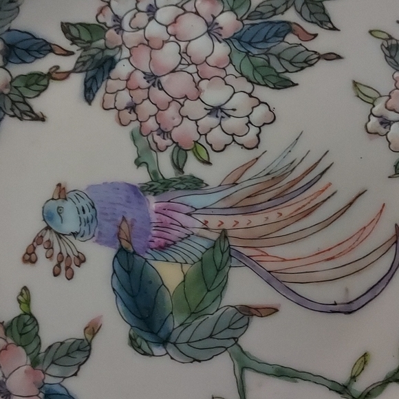 Macau Bird and Flowers by Toyo,Multicolors,7in.Diameter Gold Trim,Scalloped Edge - Picture 4 of 4